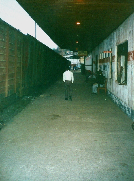 Guayaquil Bahnhof, 5 Uhr