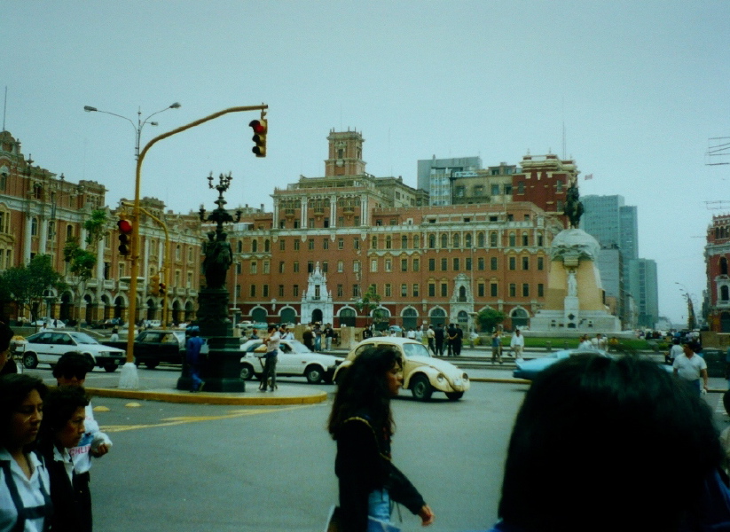 Lima, Plaza San Martin