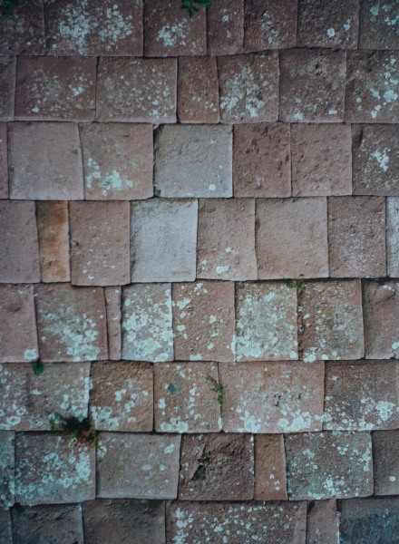 Pisac, Mauer von Sakralbau