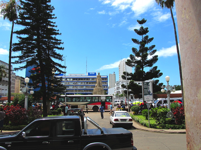 Maputo, Bahnhofplatz