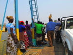 Kalongola, Ponton