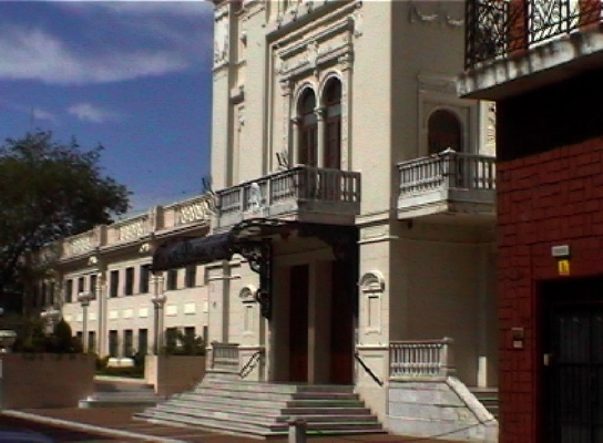 Corrientes, Teatro