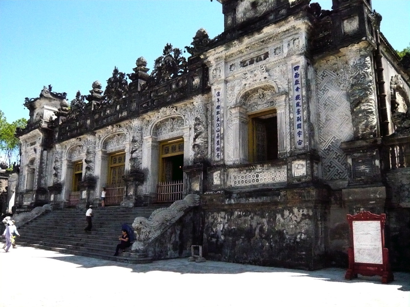 Hue Lang Khai Dinh 2