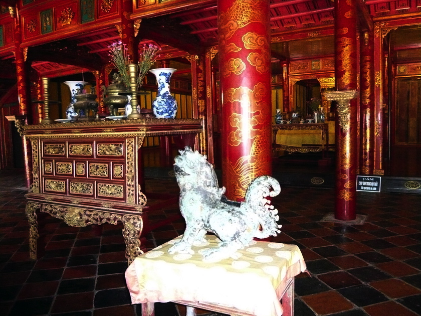 Hue Lang Minh Mang 2