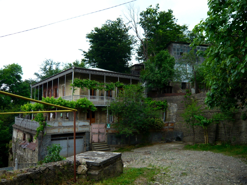 Kutaisi, Villa 2